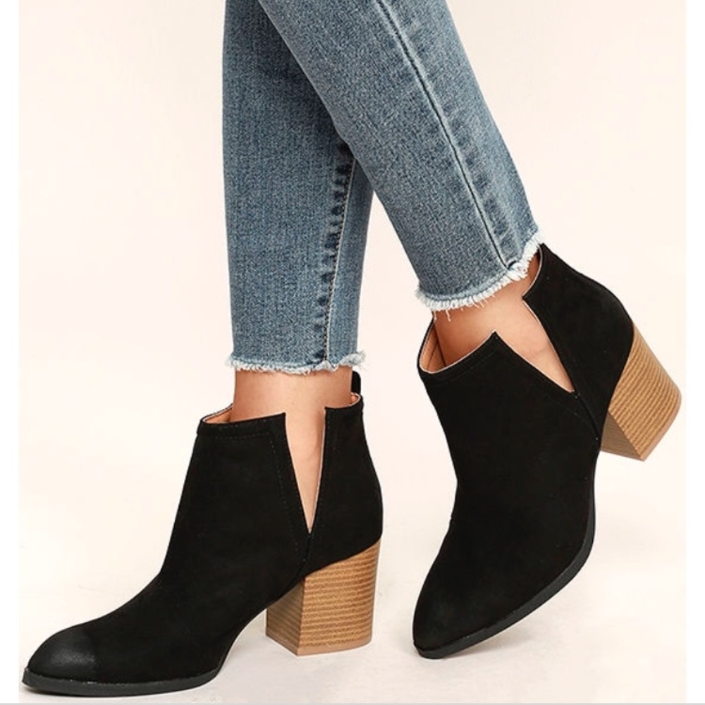 Ankle booties